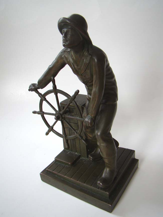 A fine vintage pair of GLOUCESTER FISHERMEN Memorial bookends circa 1930 — image 2